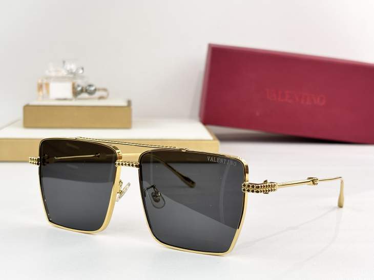 Picture of Valentino Sunglasses _SKUfw76405023fw